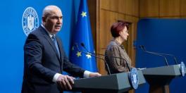 Proiect pentru interdictia cumulului pensiei cu salariul: procentul care se taie pentru a reveni in activitate. Guvernul vrea sa fie aplicata doar pentru pensiile de serviciu si cele militare (Video)