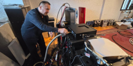 REGELE HI-FI CU EXPERTII VITUS SI ZENSATI – Auditie de exceptie la Palatul HI FI Expert din Cotroceni. Ascultati cel mai tare sistem audio din Romania, de peste 500.000 euro, care suna fantastic (Galerie foto)