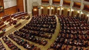 12.000 LEI, INDEMNIZATIA PENTRU CRESTEREA COPILULUI - Prevederile, adoptate de Senat: "Cine plateste taxe si impozite mari pe venituri din munca trebuie incurajat si in ceea ce priveste intemeierea unei familii” (Document)