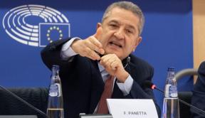 AVERTISMENTUL UNUI INALT OFICIAL AL BANCII CENTRALE EUROPENE – Fabio Panetta arata ca accelerarea lansarii unui euro digital ar evita riscul "monopolizarii” banilor digitali de catre companiile private