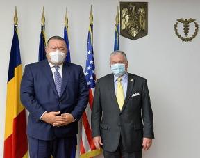 CRESTEREA SCHIMBURILOR COMERCIALE - Ambasadorul SUA in Romania, pranz de lucru la CCIR