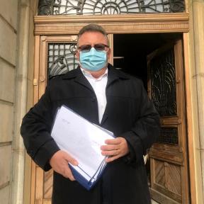 INTERESELE ROMANILOR, SABOTATE IN PARLAMENT – Legea lui Daniel Zamfir a fost blocata de PNL