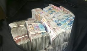 S-AU INCASAT APROAPE 3 MILIARDE EURO – Banii au intrat in conturile ministerului de Finante