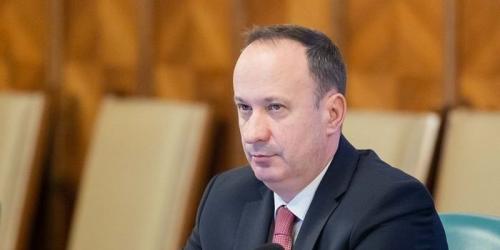 Intra banii pe cardurile de alimente