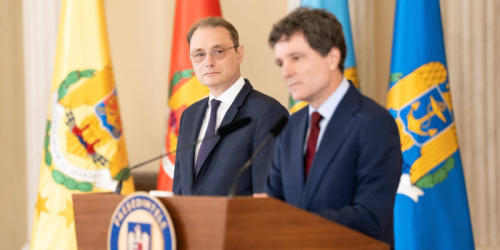  Avem Guvern! Executivul condus de Luca Niculescu a fost votat în Parlament