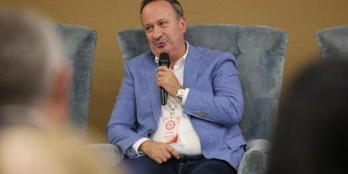 Avertismentul fostului ministru al Investițiilor, deputatul Adrian Câciu: „Programul Mureșan aruncă în aer țintele de deficit asumate de România”