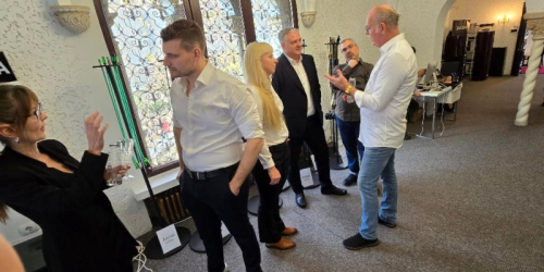 DANEZII DE LA VITUS SI ZENSATI LA BUCURESTI – HI FI Expert i-a reunit pe audiofilii romani cu expertii celor mai tari firme din Danemarca din domeniul echipamentelor audio high end (Galerie foto)