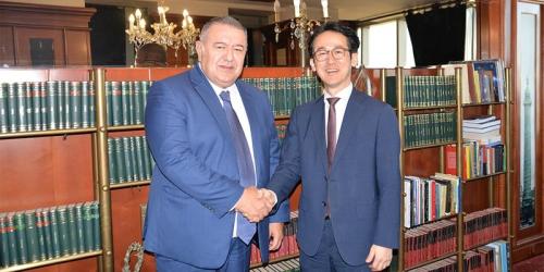 Dialog la nivel inalt CCIR - Hyundai Heavy Industries