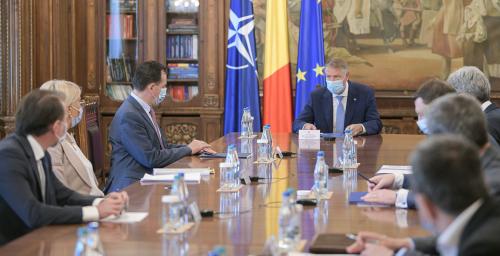 DISTRUGEREA ECONOMIEI – Avertisment pentru Orban si Iohannis
