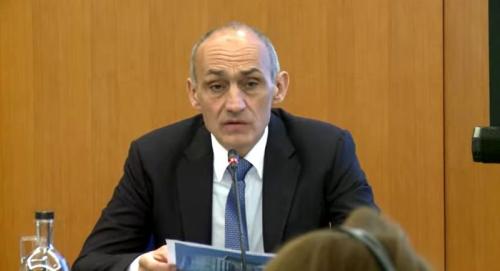 EUROINS VREA S-O DEA LA PACE, DAR SA FIE IERTATA – Dupa ce s-au uschit cu 1,5 miliarde lei in strainatate, proprietarii bulgari ai companiei Euroins promit sa reia platile pentru toate daunele, dar numai cu conditia inacceptabila ca ASF sa le dea licenta 