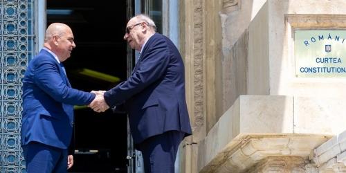 Guvernul a emis avizul cu privire la banii judecatorilor CCR: Bolojan a semnat. Aflati decizia premierului (Document)