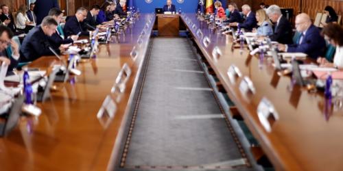 Guvernul Bolojan, aratat cu degetul pentru esecul PNRR: „Tara noastra a pierdut deja miliarde de euro si riscam sa pierdem in continuare pentru ca executivul nu actioneaza coerent si responsabil” 