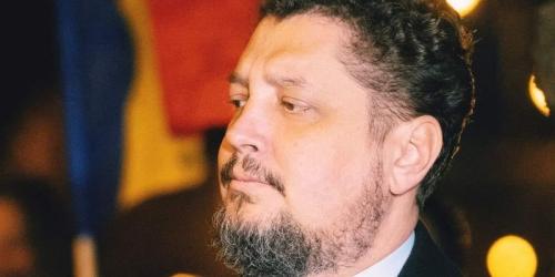 LEGE PENTRU MANAGERII DIN SANATATE – Pot ocupa functii de conducere doar cei care au licenta in medicina: “O persoana care nu a avut posibilitatea sa cunoasca modul in care functioneaza o unitate medicala nu va putea sa o coordoneze eficient” (Document)