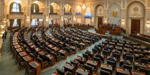 Legea care prevede indexarea despagubirilor cu rata inflatiei, votata in Senat (Document)