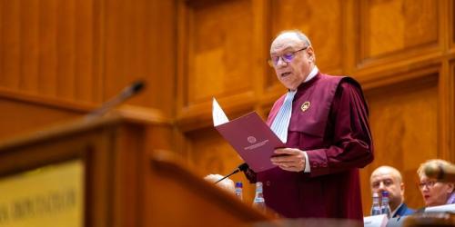 Motivarea CCR privind impozitarea producatorilor de energie: procentul poate depasi 50%, insa nu poate ajunge la 100 % (Document)