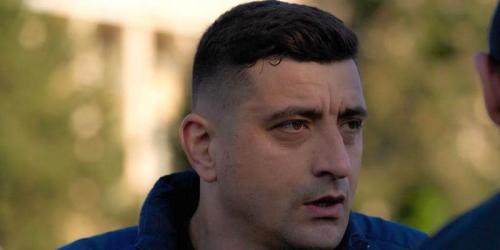 AUR PROPUNE PLAFONAREA MANDATELOR – Primarii si parlamentarii ar putea sa aiba cel mult doua mandate: “Perpetuarea nelimitata a alegerii unor persoane in aceleasi functii are consecinta aparitia si proliferarea fenomenelor de coruptie”