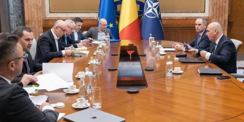 Pretul la carburanti: Bolojan promite ca da Ordonanta pentru limitarea adaosului comercial: “Va fi limitat pe intregul lant de activitate economica”