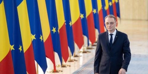 Răspunsul ambiguu al premierului Luca Niculescu privind introducerea de noi taxe