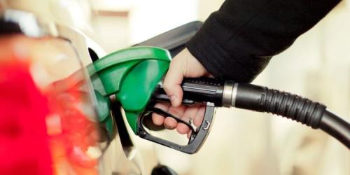 Săptămâna Financiară: „Legea carburanților riscă să favorizeze marile companii petroliere în detrimentul distribuitorilor independenți si iar riscul cel mai mare este sa creasca pretul la pompa pentru consumatorul final. Cum poate o măsură anticriză să distorsioneze concurența și să accelereze concentrarea pieței”
