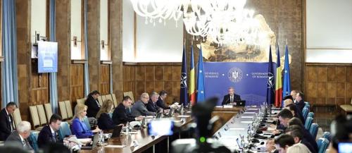 SCHIMBAREA LOCULUI DE MUNCA: DECIZIA EXECUTIVULUI – Conditii pentru societatile care vor sa "fure" muncitori straini de la angajatorul care i-a adus in Romania