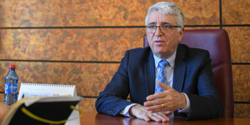 Serviciile prestate firmelor, în declin în primul semestru