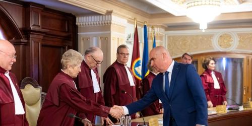 Taxarea pensiilor de peste 4.000 lei, declarata neconstitutionala de catre CCR. Guvernul vrea sa o reintroduca (Document)