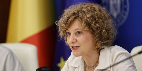 Vicepremiera Oana Gheorghiu, pusă la punct pentru ironia la adresa sindicatelor: „Cine își asumă responsabilitatea pentru exodul specialiștilor?”