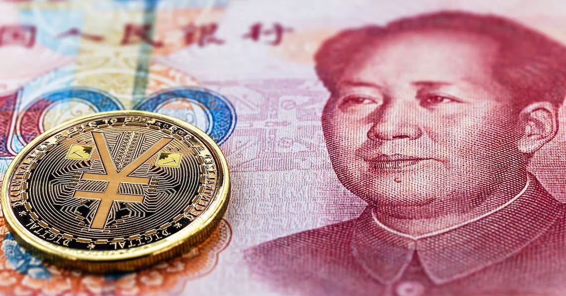 BUGETARII DINTR-UN ORAS DIN CHINA, PLATITI IN YUANI DIGITALI – Beijingul face pasi agresivi pentru a extinde aria de circulatie a propriei monede digitale