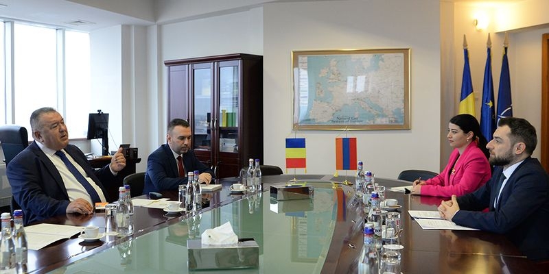 DINAMIZAREA RELATIILOR ECONOMICE – CCIR poate gazdui Forumul de Afaceri Trilateral Romania-Armenia-Georgia