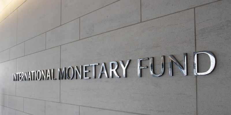 Impozitare mai mare a muncii si cresterea TVA, recomandarile FMI pentru Romania (Document)
