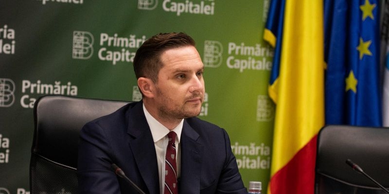 Indemnizatiile directorilor din companiile municipale, reduse. Primarul Capitalei anunta o economie de 4 milioane lei