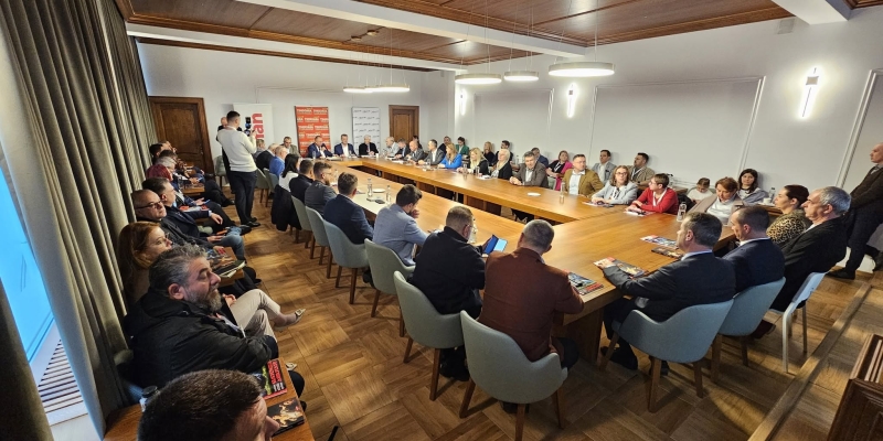 Investiții, tehnologie și acces la retail: mizele industriei alimentare la Timișoara Food Summit