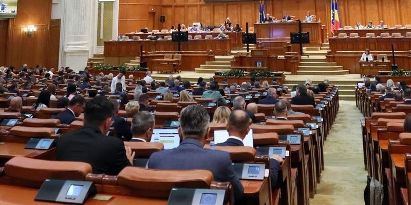 Legea pentru semnatura electronica, adoptata in Camera Deputatilor (Document)