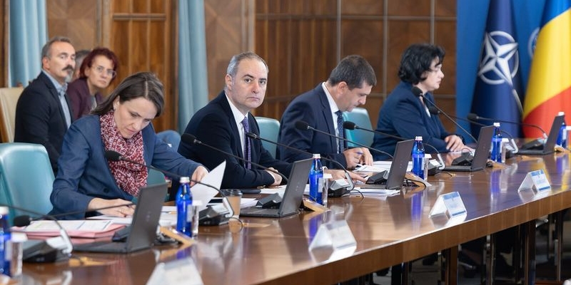 Ministerul Finanțelor: cheltuielile totale au crescut cu 5,5% față de anul trecut