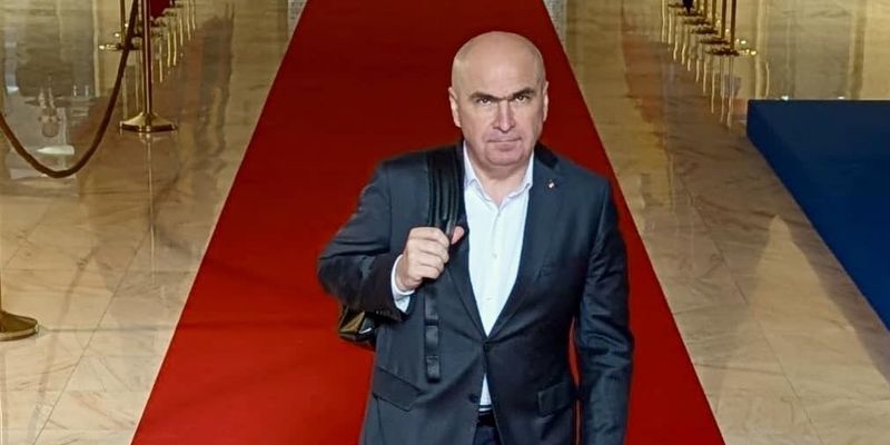 Planul lui Bolojan: alocarea a 5% din PIB pentru aparare. Vrea sa fie furnizor de securitate (Document)