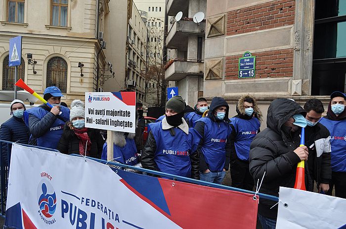 PROBLEME PENTRU GUVERN – Vin protestatarii