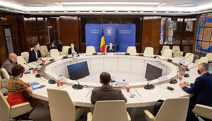 ROMANIA ISI ASUMA CERTIFICATUL VERDE PENTRU CALATORII – Ultimele informatii dupa intalnirea cu premierul Citu