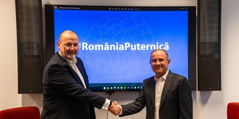 S-A NASCUT ALIANTA ROMANIA PUTERNICA – Presedintele Partidului Romania Puternica, doctorul in economie Gabriel Marin, si liderul Partidului National Taranesc Crestin Democrat, avocatul Aurelian Pavelescu, au semnat acordul de cooperare prin care isi unesc fortele: “Vom construi o Romanie independenta si suverana”