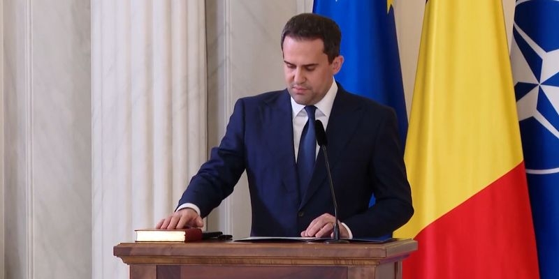Salarii mai mici la CFR. Se introduce saptamana de patru zile de munca pentru unii angajati.  Economia estimata prin aceasta masura este de 3,25 milioane de lei lunar
