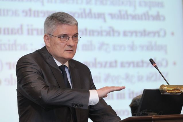 SE CER MASURI MAI DURE DE AUSTERITATE – Presedintele Consiliului Fiscal, Daniel Daianu, comenteaza pachetul de masuri fiscal-bugetare adoptat de Guvern: 