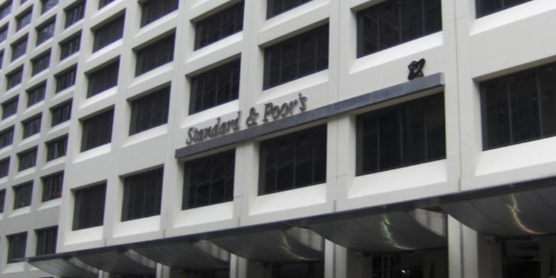 Standard and Poor’s: deficitul bugetar al Romaniei ajunge la aproape 6% din cauza cheltuielilor preelectorale. Agentia mentine ratingul de tara cu perspectiva stabila