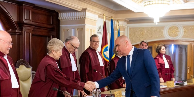Taxarea pensiilor de peste 4.000 lei, declarata neconstitutionala de catre CCR. Guvernul vrea sa o reintroduca (Document)