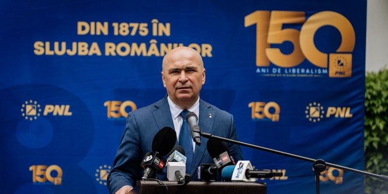 Trenuletul lui Bolojan vine peste romani. Discutii in coalitie: CASS pentru pensiile mai mari de 3.000 lei, posibila crestere a TVA, majorarea accizelor