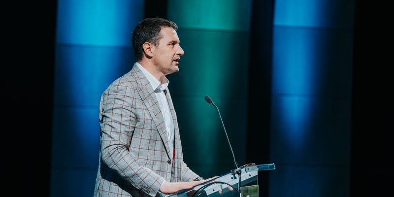 Vicepremierul UDMR cere eliminarea impozitului pe cifra de afaceri. Tanczos Barna: “Trebuie anulat”